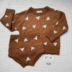 RYLEE + CRU Neutral Camel Geometric Knit Sweater and Bloomers Set 2/3T VGUC